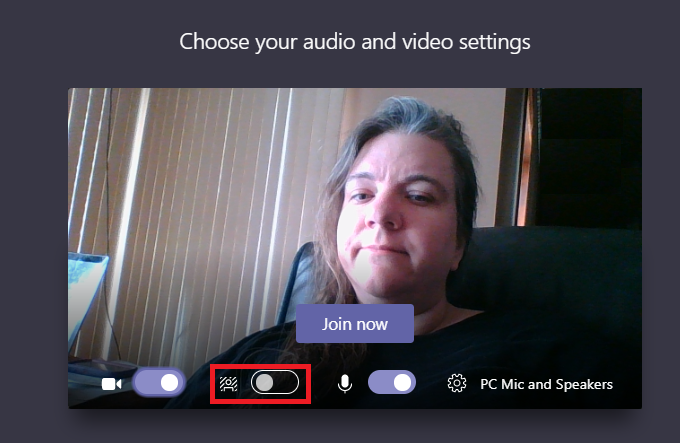 microsoft teams blur background by default